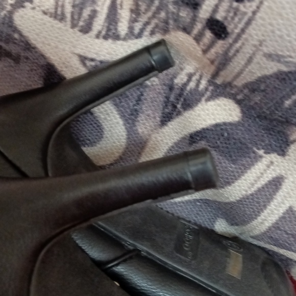 Bamboo 7.5 Black Booties - Picture 7 of 7